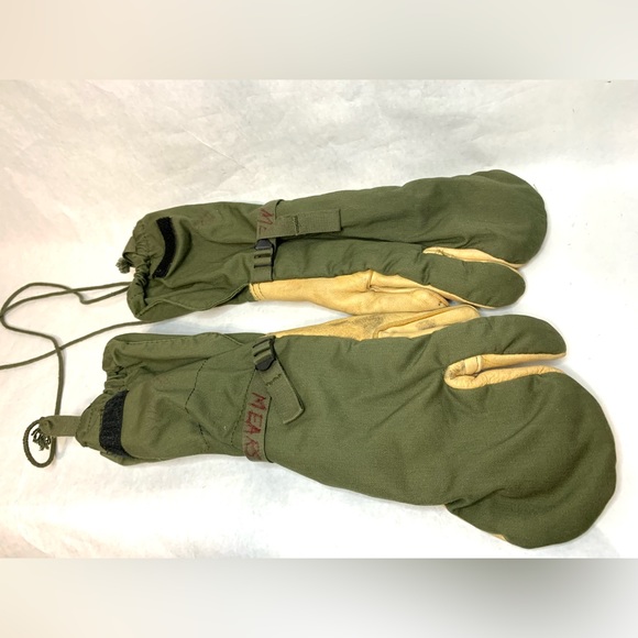Vintage ‘65 Mittens Military Trigger Finger Glove Leather L USA W/ Wool Liners. - Picture 2 of 11